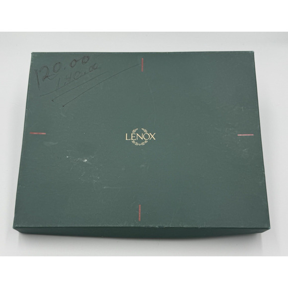 Lenox Georgian Portrait Ivory Porcelain Photo Frame 5x7 With Box Made In USA - Picture 4 of 4